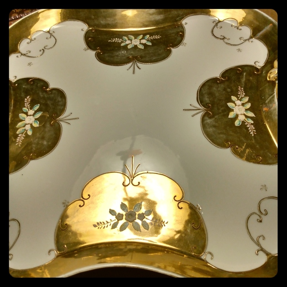 Atique Royal Carlton tray kinda heavy
